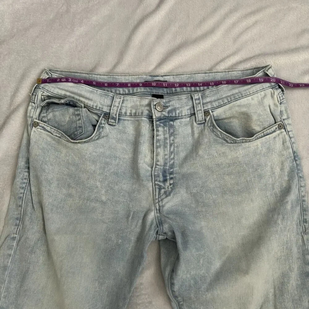 True Religion Ricky Relaxed Straight Jeans Men’s Size 40 Light Wash Denim Y2K